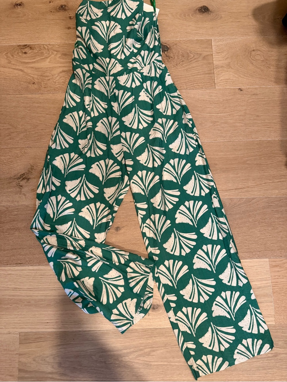 Monteau Green and Cream Printed Wide-Leg Jumpsuit - Picture 2 of 5